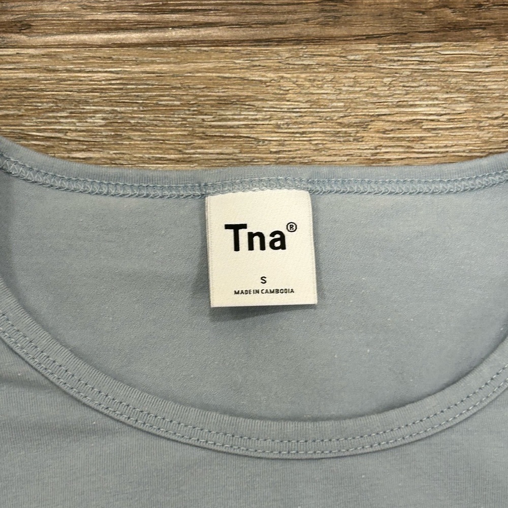 TNA Crop Top - Picture 3 of 3